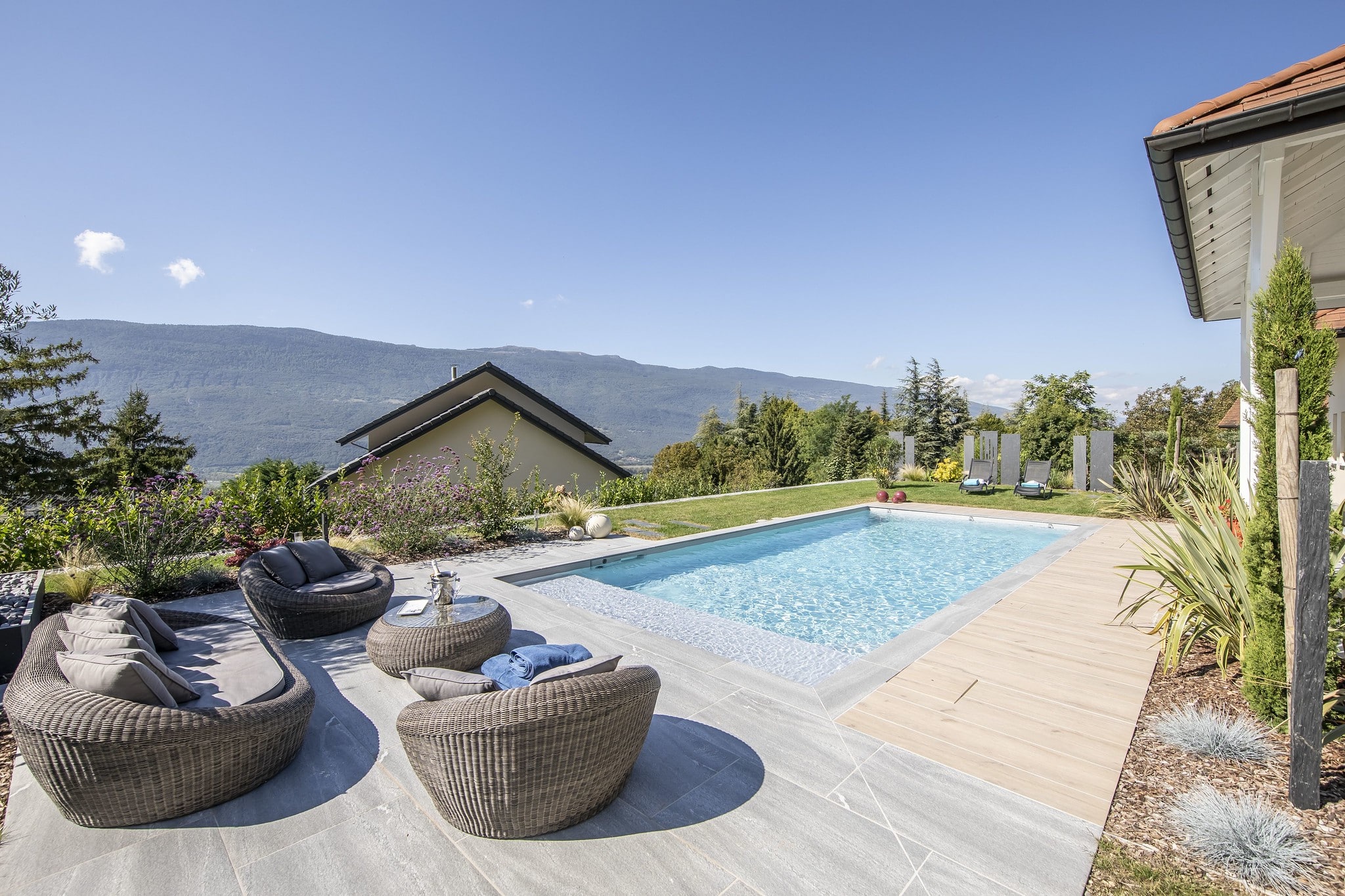 D Couvrez Les Piscines Magiline En Haute Savoie